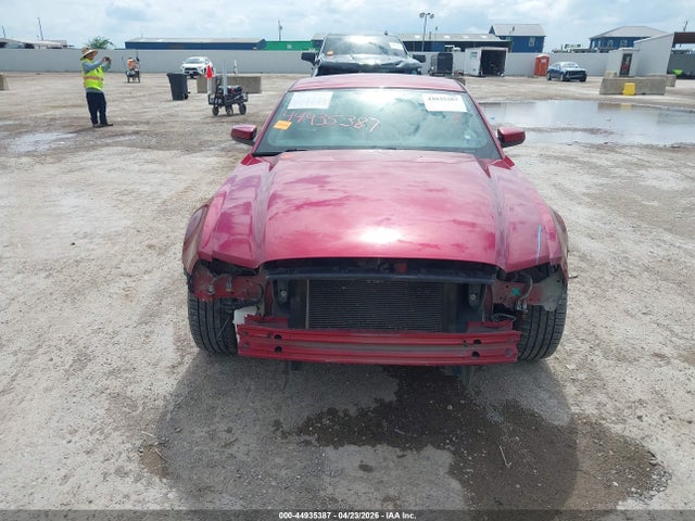 44935387 :رقم المزاد ، 1ZVBP8AM8E5199908 vin ، 2014 Ford Mustang V6 Premium مزاد بيع