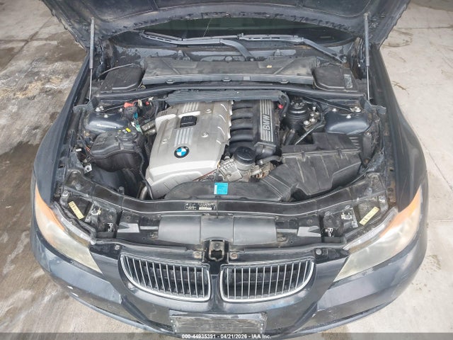 Aukcja sprzedaży 2006 Bmw 330i, vin: WBAVB33556KS36825, numer aukcji: 44935391