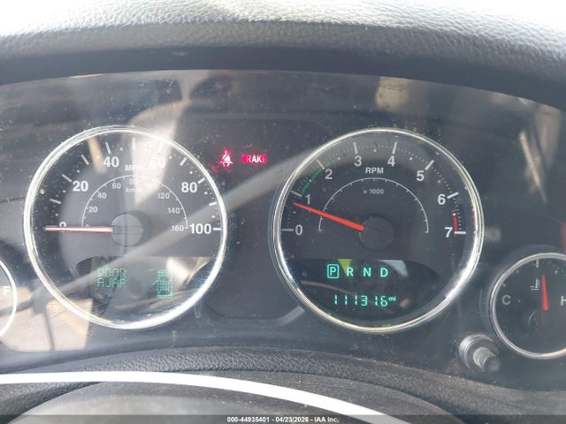 1C4GJWBG3GL113037 Jeep Wrangler Sahara