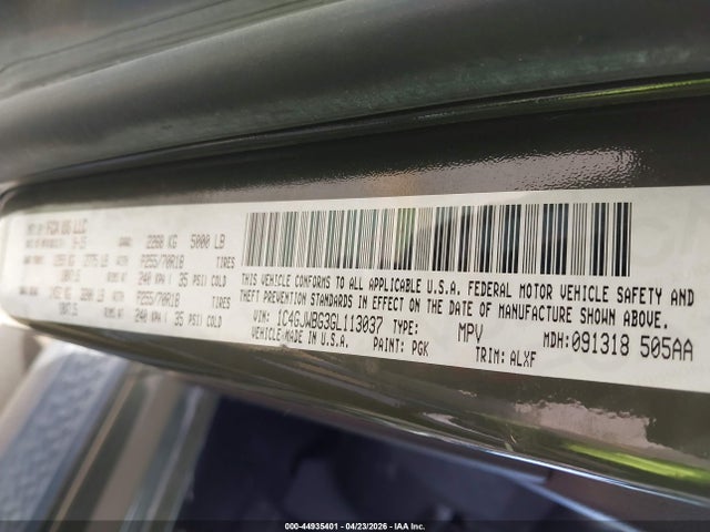1C4GJWBG3GL113037 Jeep Wrangler Sahara
