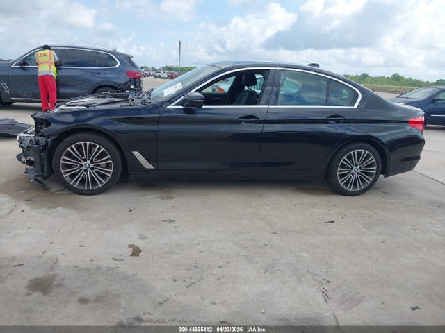BMW 530I 2019 WBAJA5C55KBX86565 Image 14