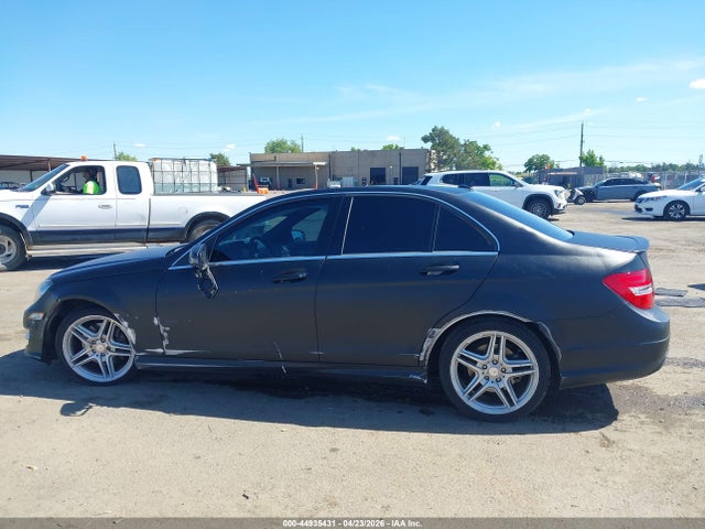 Aukcja sprzedaży 2012 Mercedes-benz C 350 Sport, vin: WDDGF5HB3CR197106, numer aukcji: 44935431