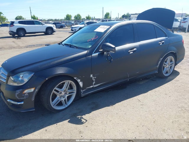 Aukcja sprzedaży 2012 Mercedes-benz C 350 Sport, vin: WDDGF5HB3CR197106, numer aukcji: 44935431