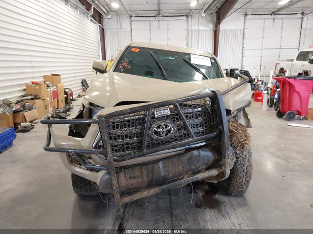 5TFDZ5BN6HX015702 Toyota Tacoma Trd Off Road
