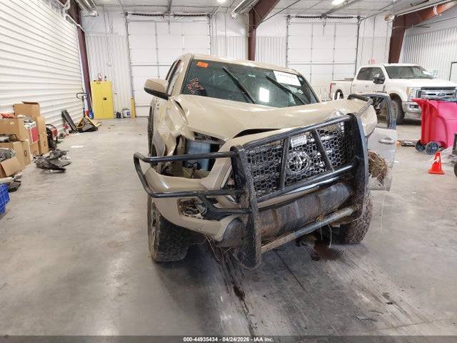 5TFDZ5BN6HX015702 Toyota Tacoma Trd Off Road