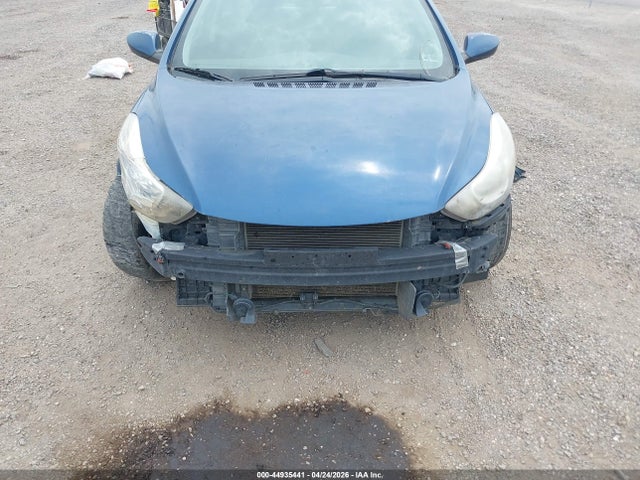 44935441 :رقم المزاد ، KMHDH4AE9FU303917 vin ، 2015 Hyundai Elantra Se مزاد بيع