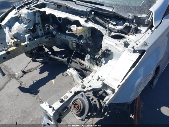 Продажа на аукционе авто 2013 Hyundai Elantra Gls, vin: KMHDH4AE9DU991172, номер лота: 44935503