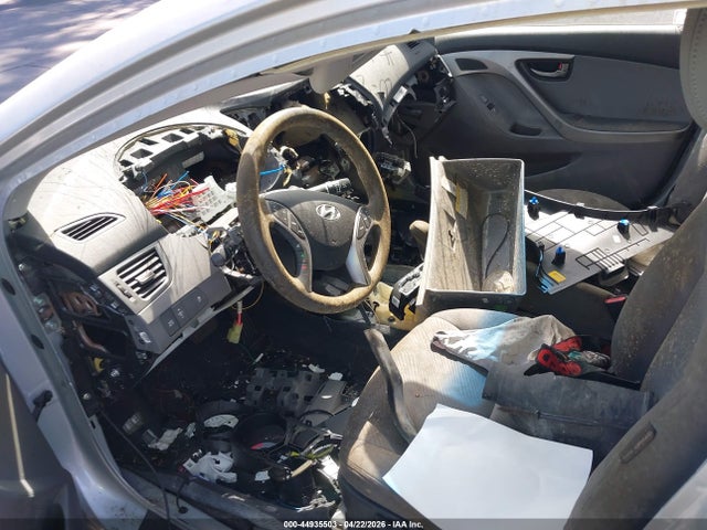 Продажа на аукционе авто 2013 Hyundai Elantra Gls, vin: KMHDH4AE9DU991172, номер лота: 44935503