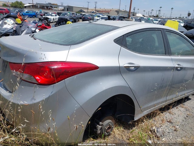 Продажа на аукционе авто 2013 Hyundai Elantra Gls, vin: KMHDH4AE9DU991172, номер лота: 44935503