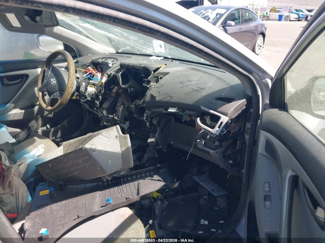 Продажа на аукционе авто 2013 Hyundai Elantra Gls, vin: KMHDH4AE9DU991172, номер лота: 44935503