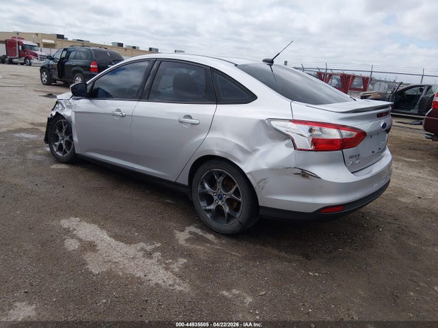 Ford FOCUS SE 2014 1FADP3F20EL349047 Image 3