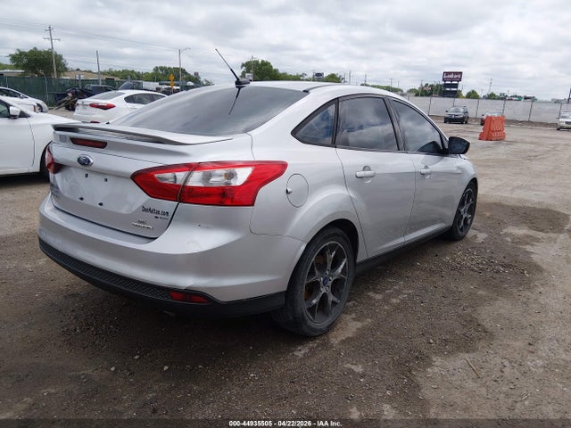 Ford FOCUS SE 2014 1FADP3F20EL349047 Image 4