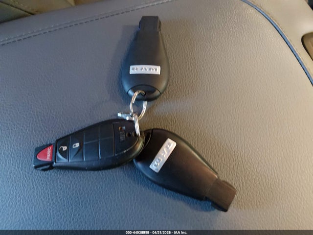 Продажа на аукционе авто 2018 Ram 1500 Tradesman  4x4 5'7 Box, vin: 1C6RR7KG0JS144192, номер лота: 44935519
