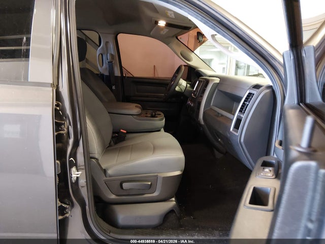 Продажа на аукционе авто 2018 Ram 1500 Tradesman  4x4 5'7 Box, vin: 1C6RR7KG0JS144192, номер лота: 44935519
