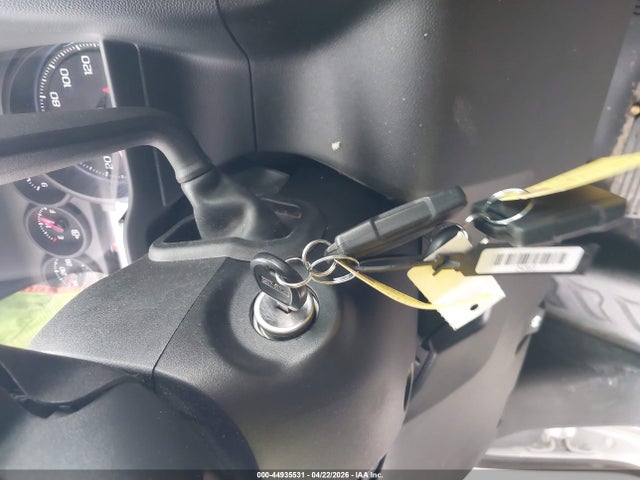 44935531 :رقم المزاد ، 1GT48LE78NF267828 vin ، 2022 Gmc Sierra 2500hd 2wd  Standard Bed Pro مزاد بيع