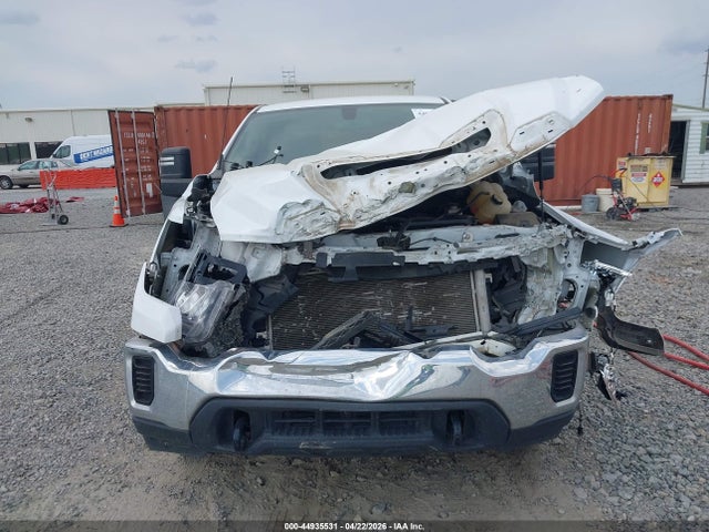44935531 :رقم المزاد ، 1GT48LE78NF267828 vin ، 2022 Gmc Sierra 2500hd 2wd  Standard Bed Pro مزاد بيع