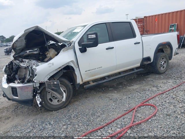 44935531 :رقم المزاد ، 1GT48LE78NF267828 vin ، 2022 Gmc Sierra 2500hd 2wd  Standard Bed Pro مزاد بيع