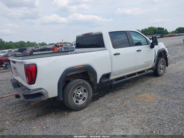44935531 :رقم المزاد ، 1GT48LE78NF267828 vin ، 2022 Gmc Sierra 2500hd 2wd  Standard Bed Pro مزاد بيع