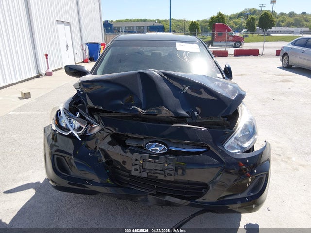 2016 Hyundai Accent Se მანქანა იყიდება აუქციონზე, vin: KMHCT4AE3GU121058, აუქციონის ნომერი: 44935536