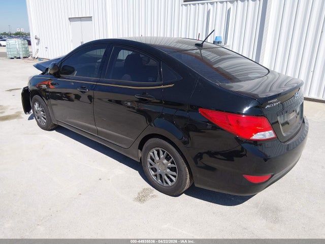 2016 Hyundai Accent Se მანქანა იყიდება აუქციონზე, vin: KMHCT4AE3GU121058, აუქციონის ნომერი: 44935536