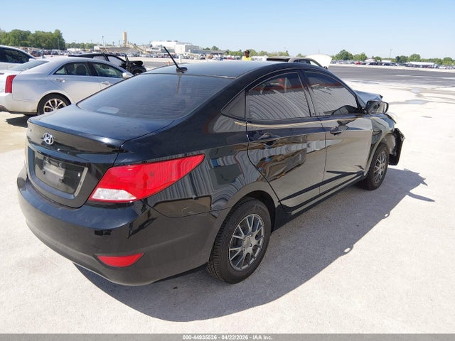 2016 Hyundai Accent Se მანქანა იყიდება აუქციონზე, vin: KMHCT4AE3GU121058, აუქციონის ნომერი: 44935536