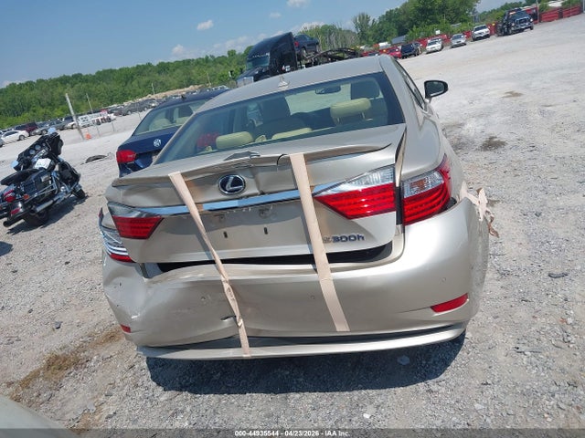 44935544 :رقم المزاد ، JTHBW1GG8D2013068 vin ، 2013 Lexus Es 300h مزاد بيع