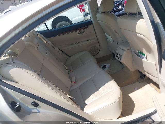 44935544 :رقم المزاد ، JTHBW1GG8D2013068 vin ، 2013 Lexus Es 300h مزاد بيع