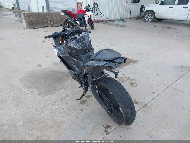 MH3RH18Y2KK002213 Yamaha Yzfr3 A