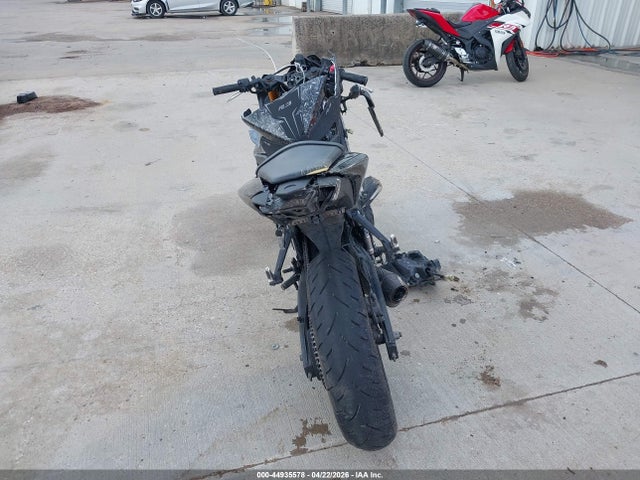 MH3RH18Y2KK002213 Yamaha Yzfr3 A