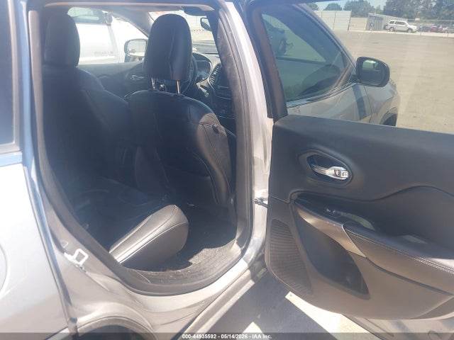 2019 Jeep Cherokee Limited Fwd მანქანა იყიდება აუქციონზე, vin: 1C4PJLDBXKD302531, აუქციონის ნომერი: 44935592
