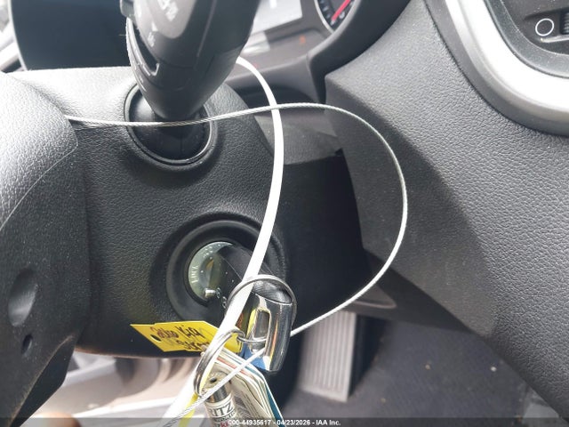 44935617 :رقم المزاد ، 5XYPG4A30GG054560 vin ، 2016 Kia Sorento 2.4l L مزاد بيع