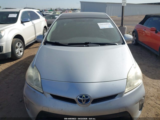 Toyota Prius Three 2015 JTDKN3DU9F0450070 Image 6
