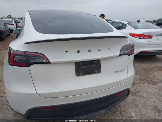7SAYGDEFXNF524352 Tesla Model Y Performance Dual Motor All-wheel Drive