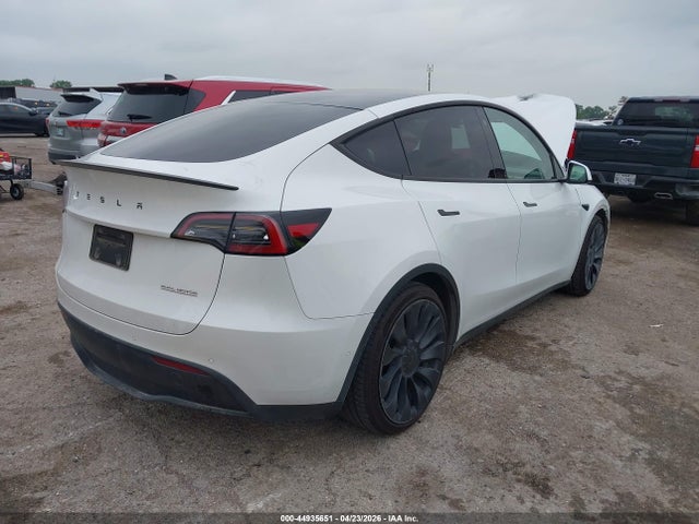 7SAYGDEFXNF524352 Tesla Model Y Performance Dual Motor All-wheel Drive