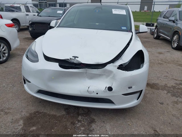 7SAYGDEFXNF524352 Tesla Model Y Performance Dual Motor All-wheel Drive