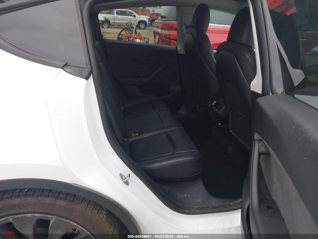 7SAYGDEFXNF524352 Tesla Model Y Performance Dual Motor All-wheel Drive