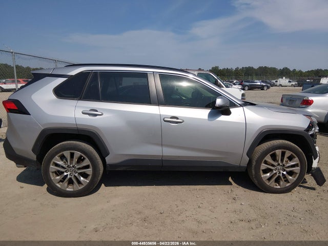 JTMA1RFV8SJ043510 Toyota Rav4 Xle Premium