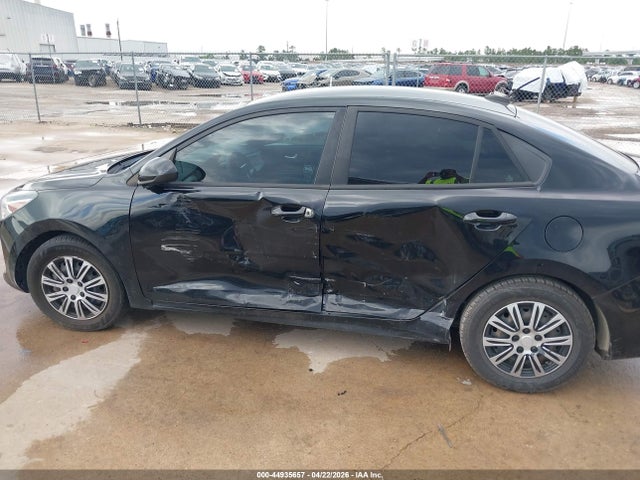 2020 Kia Rio S მანქანა იყიდება აუქციონზე, vin: 3KPA24AD8LE322789, აუქციონის ნომერი: 44935657