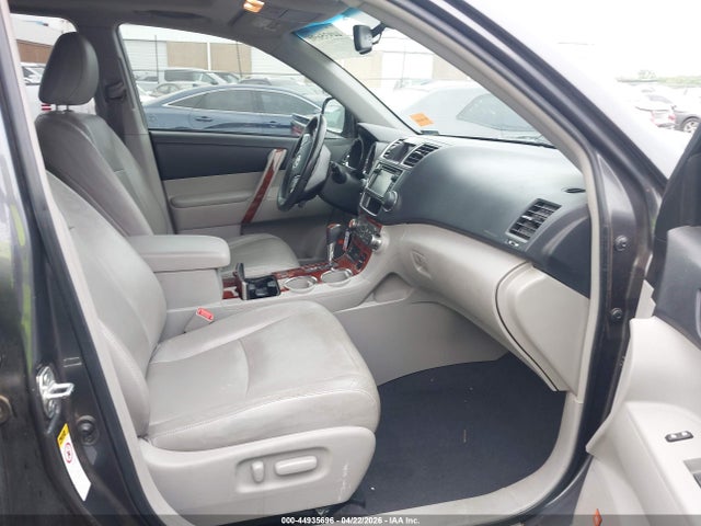 44935696 :رقم المزاد ، 5TDYK3EH8DS105594 vin ، 2013 Toyota Highlander Limited V6 مزاد بيع