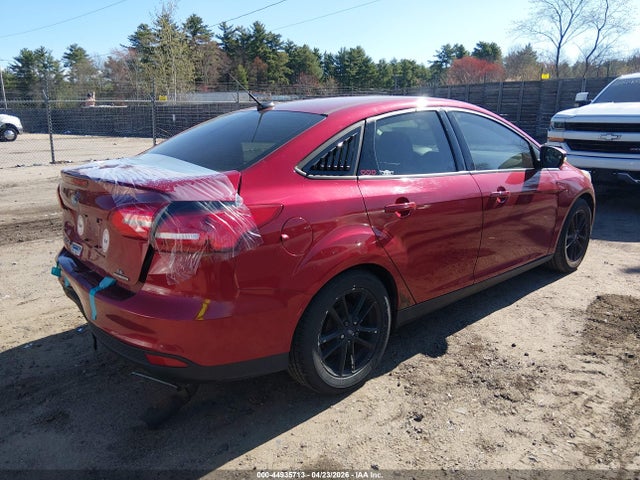 Ford FOCUS SE 2015 1FADP3F28FL213119 Image 4