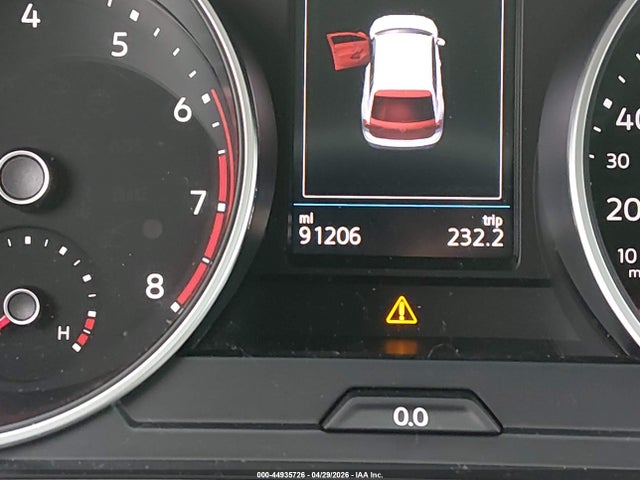 Продажа на аукционе авто 2018 Volkswagen Tiguan 2.0t S, vin: 3VV0B7AX9JM119633, номер лота: 44935726
