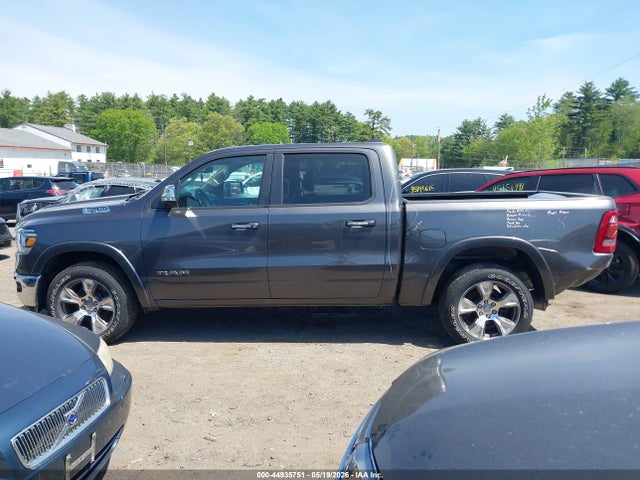 44935751 :رقم المزاد ، 1C6SRFJT3LN242788 vin ، 2020 Ram 1500 Laramie  4x4 5'7 Box مزاد بيع