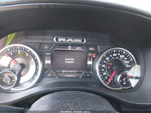 44935751 :رقم المزاد ، 1C6SRFJT3LN242788 vin ، 2020 Ram 1500 Laramie  4x4 5'7 Box مزاد بيع