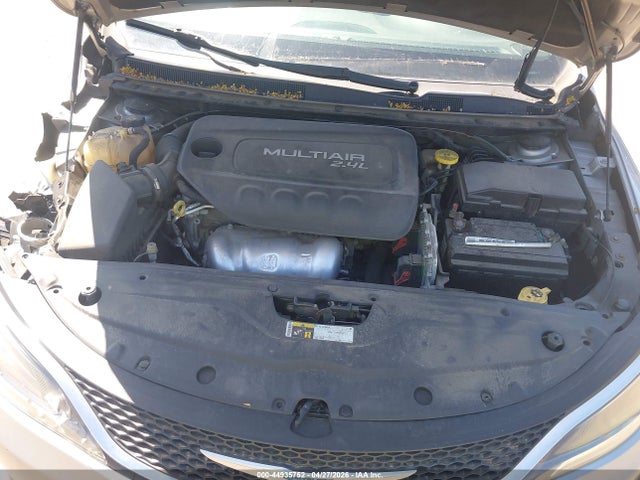 Продажа на аукционе авто 2016 Chrysler 200 Limited, vin: 1C3CCCAB2GN126433, номер лота: 44935752