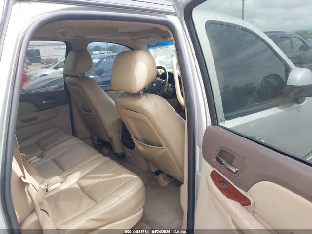 Aukcja sprzedaży 2011 Chevrolet Tahoe Lt, vin: 1GNSKBE09BR213154, numer aukcji: 44935764