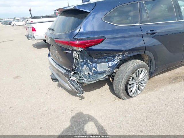 Продаж на аукціоні авто 2021 Toyota Highlander Hybrid Platinum, vin: 5TDEBRCH1MS029628, номер лоту: 44935768