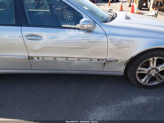 44935779 :رقم المزاد ، WDBUF87J56X203851 vin ، 2006 Mercedes-benz E 350 4matic مزاد بيع