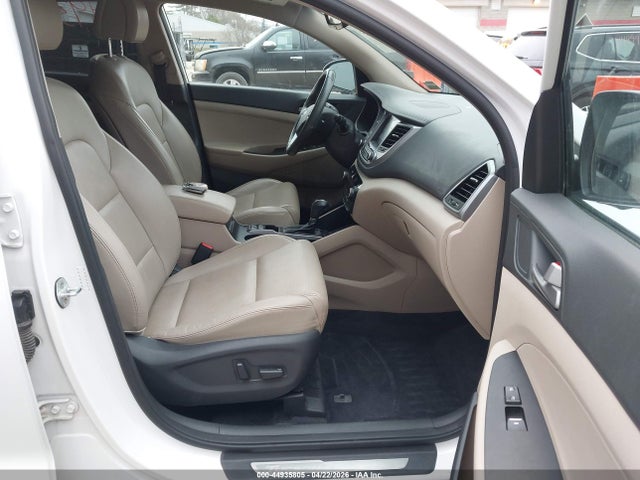 2018 Hyundai Tucson Limited მანქანა იყიდება აუქციონზე, vin: KM8J3CA26JU614344, აუქციონის ნომერი: 44935805