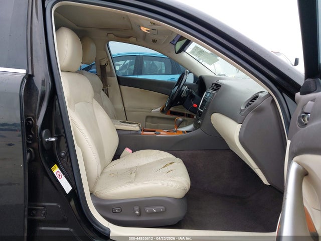 44935812 :رقم المزاد ، JTHCK262895031197 vin ، 2009 Lexus Is 250 مزاد بيع
