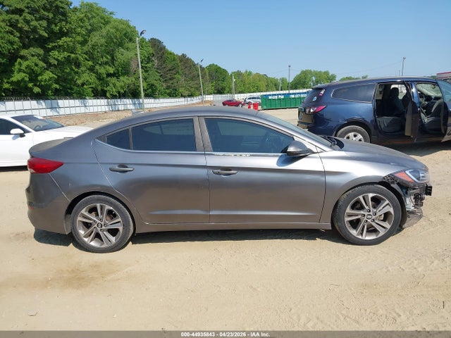 2018 Hyundai Elantra Limited მანქანა იყიდება აუქციონზე, vin: 5NPD84LF1JH286396, აუქციონის ნომერი: 44935843